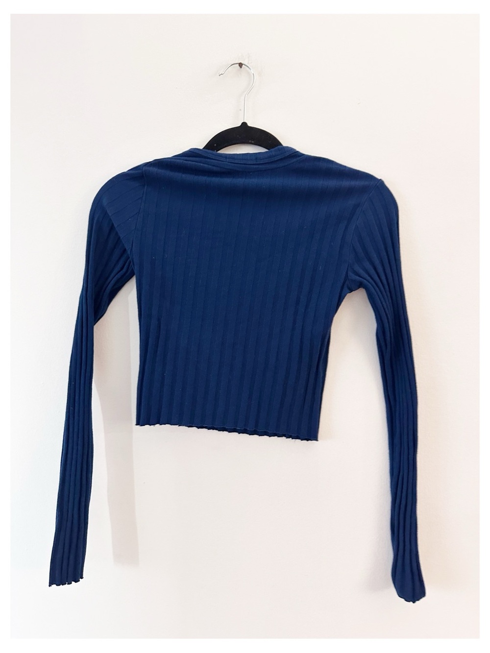 NWT Cotton Citizen Ribbed Long Sleeve Cut Out Top Size Small Blue Asymmetri - Picture 2 of 8